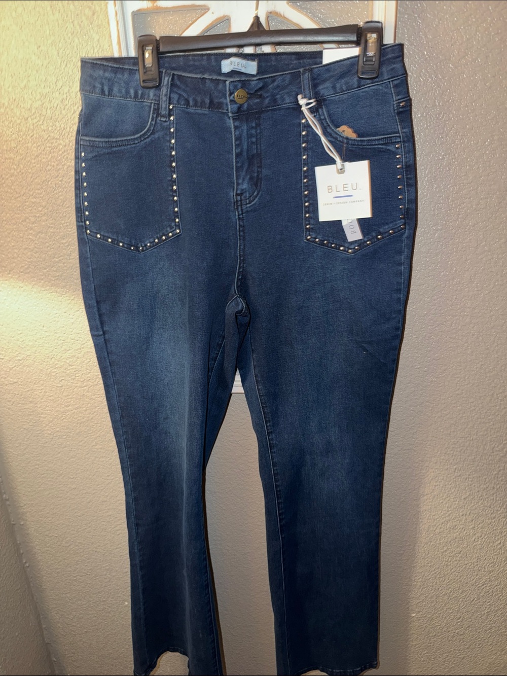 Dark Wash Women's Jeans with Studded Pockets